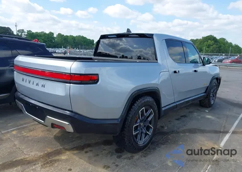 2023 Rivian R1T Adventure Quad Motor Large Pack from USA, damaged, VIN 7FCTGAAA4PN019227